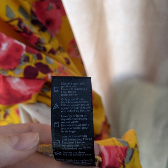 George Ruffle Sleeve Dress - Picture 6 of 9